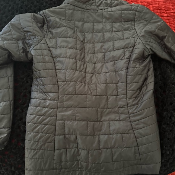 Patagonia women’s nano puffer jacket - Picture 5 of 6